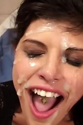 Watch Me Stretch My Slutty Asshole Make It Echo Pt4