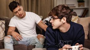 The gamer twink that needs a big hard cock!
