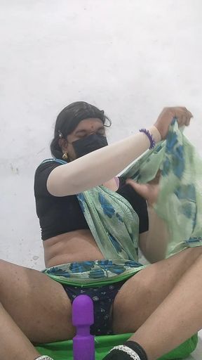 Shemale enjoy sexxx home