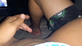 sarrando 2 no novinho flakael