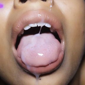 My stepsister Susy is a complete nymphomaniac who loves semen in her mouth and a beautiful face