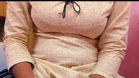 Indian desi bhabhi fisted her boyfriend.xhamaster viral video