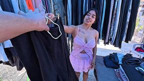 Met this trader at the market and I'm cumming big ropes on her body