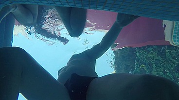 Amateur pale skin redhead guy with hot smooth bum caught playing underwater in a public jacuzzi with a twink and then exposing his hairless ass alone - FULL VERSION