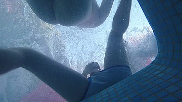Amateur pale skin redhead guy with hot smooth bum caught playing underwater in a public jacuzzi with a twink and then exposing his hairless ass alone - FULL VERSION