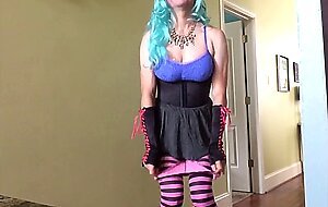 Crossdresser Striptease