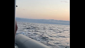 Hier c&rsquo_&eacute_tait excursion sur un bateau toute la journ&eacute_e jusqu&rsquo_au couch&eacute_ du ...