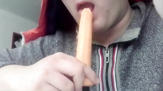 Teenager Dude Deep-Throating Beefstick (Fuck Stick Act)