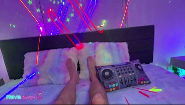 Serena Hill Owns The Afterparty Scene With Her Seductive Curves!