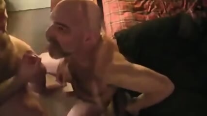 2 Daddies Bareback Fun