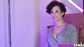 Banging Family - My StepSis is a Goddess Photo Camgirl