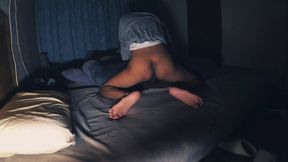 pillow humping