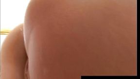 Gianna Michaels' Big Tits Bounce When Deepthroated