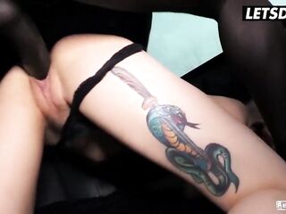 Tattooed Honey Kira Roller Banged Worthy By Giant BBC - LETSDOEIT