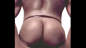 XXL Muscle Butt Squats Flex &amp_ Bate off