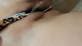 Pisswhore in the shower