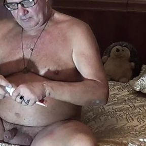 Old man pleasured masturbation his old cock with orgasm