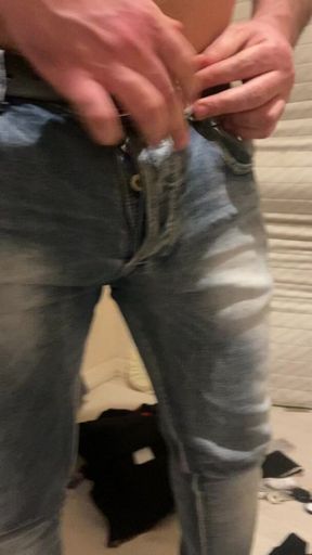 Hot bulge in jeans