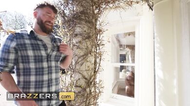 BRAZZERS - Horny Homeowner Kayla Wild Gets Caught Masturbating & Fucked By Two Pervy Window Washers