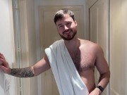 Gym bully shrunk into slavery by alpha