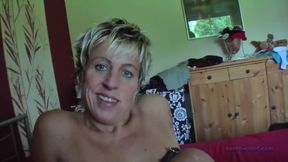 Vanessa Cool fisting fun