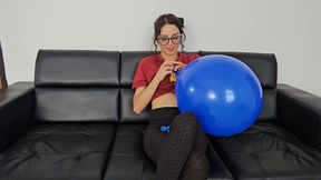 Ride to pop with balloons 3 different types of blue