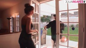 Hot slut screams in pleasure as a monster cock thrusts her tight cunt