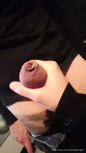 Dazzlingfacegirl loves big cock and facial cumshots