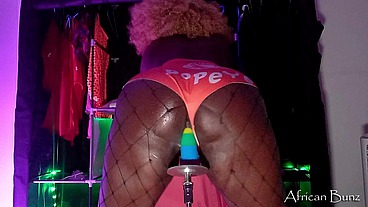 Popeye's Cashier turn Pornstar - Ebony slut Riding Fuck machine