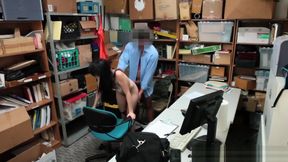 Dark-haired Babe Alex Harper Gets Into Sex