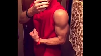 Chicago Muscle Wolverine In Training LOL