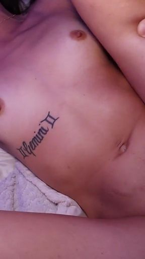 Sofie Reyez Caliente Seduction