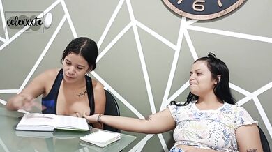 I give the best prize to my cute stepsister as a reward for her good grades.