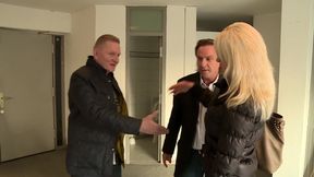 Sexy blonde with big round ass gets anally fucked in threesome