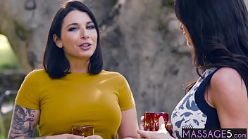 Silvia Saige and Ivy LeBelle enjoy a steamy massage