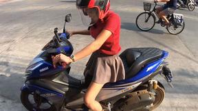 ”After a day out big tits Asian amateur jerked his huge dick in the hotel”