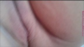 A MILF Pussy Needs to Be Fingered 1