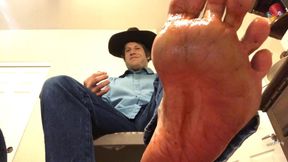 Cowboy BBQ Sauced Feet 4 Sissy Worship