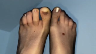 SUPER SHINY NYLON FEET CLOSE UP FOR FOOT FETISHIST