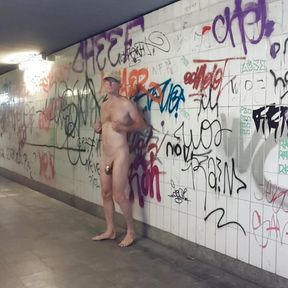 I was really horny today and showed myself in the underpass.