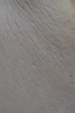 SSBBW up Close Body Exploration Stretch Marks