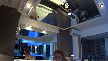 LULITA STAR PAJA EN EL JACUZZI SOLA