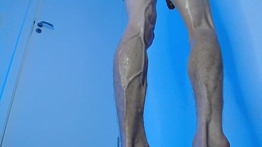 NAKED HOT GUY SHOWING ALL HIS BODY VEINS