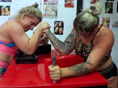 Amateur blonde lesbians