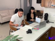 Cum on college classmate's face - Max Betancur & Luna Vitaler