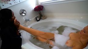Delilah Makes Zoey's Bath Wonderful