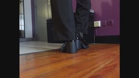 Everything for My Feet (French Audio)
