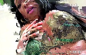 Paola rios - puts it in the pooper