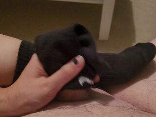 worshiping mastix darkshine's perspired hands and feet