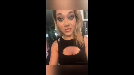 Republican right wing milf and trump supporter justjenRX